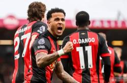 开云体育平台APP-曼联连续爆冷,冲击英超联赛前四