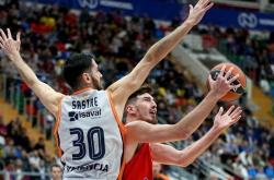 开云平台-包含瓦伦西亚突破困局,反弹势头强劲的词条