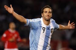 开云体育官方网站-狼群围猎，大帝独舞，森林狼的悬念终结与恩比德的孤胆传奇