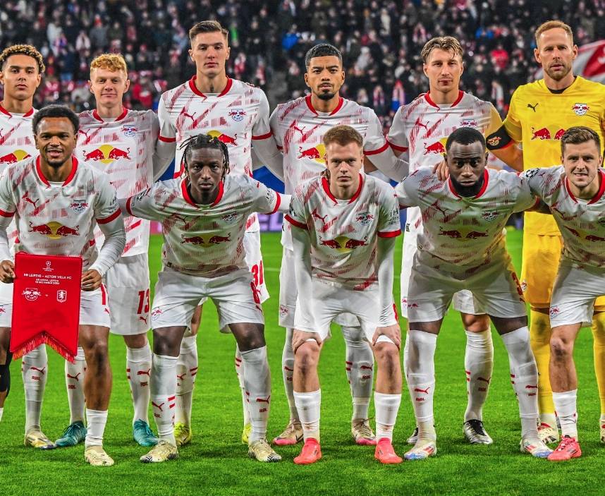 包含欧洲豪门间的较量,拼尽全力争夺胜利的词条 包含欧洲豪门间的较量,拼尽全力争夺胜利的词条