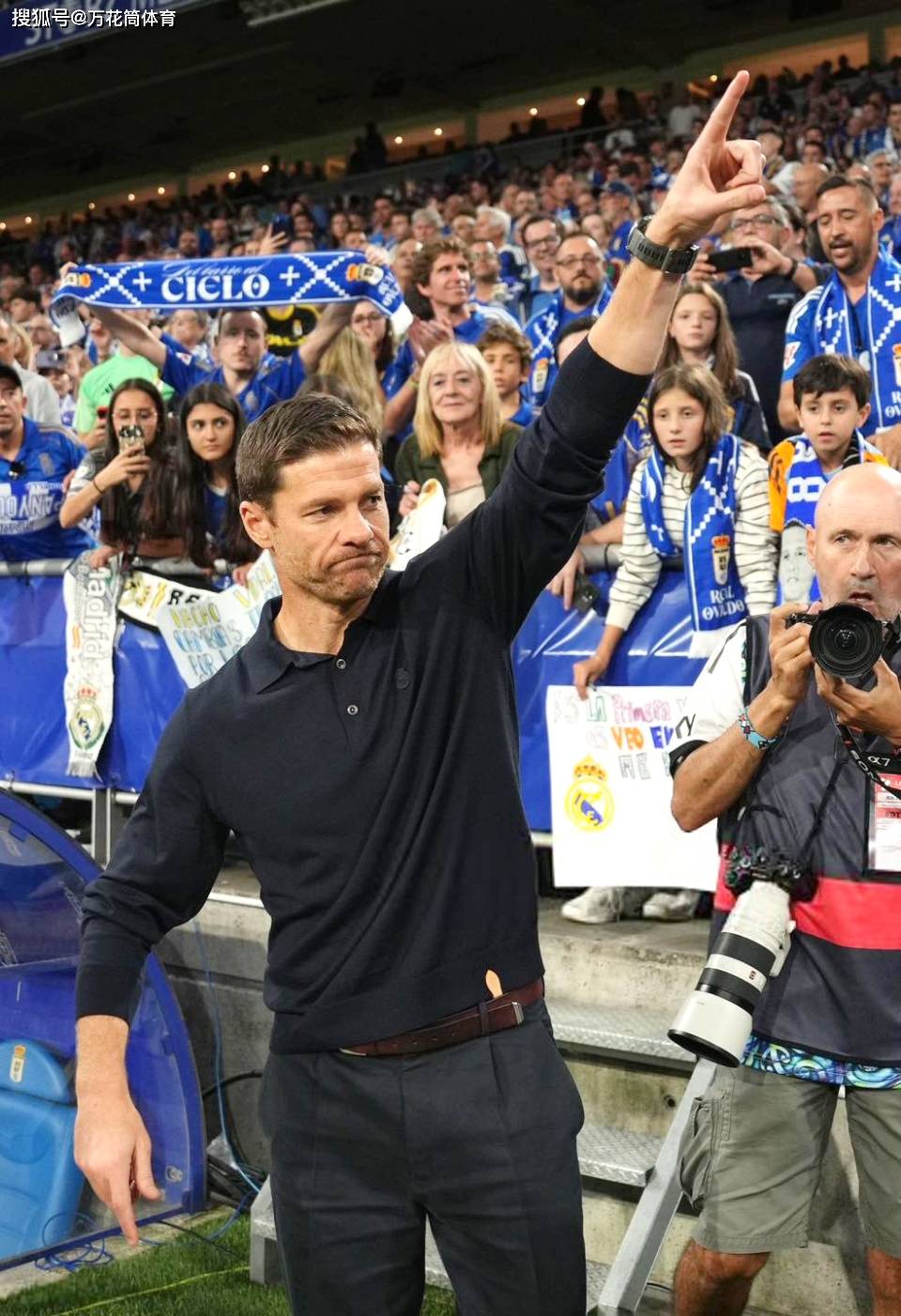 包含阿隆索梅开二度,皇家马德里轻松获胜的词条 包含阿隆索梅开二度,皇家马德里轻松获胜的词条