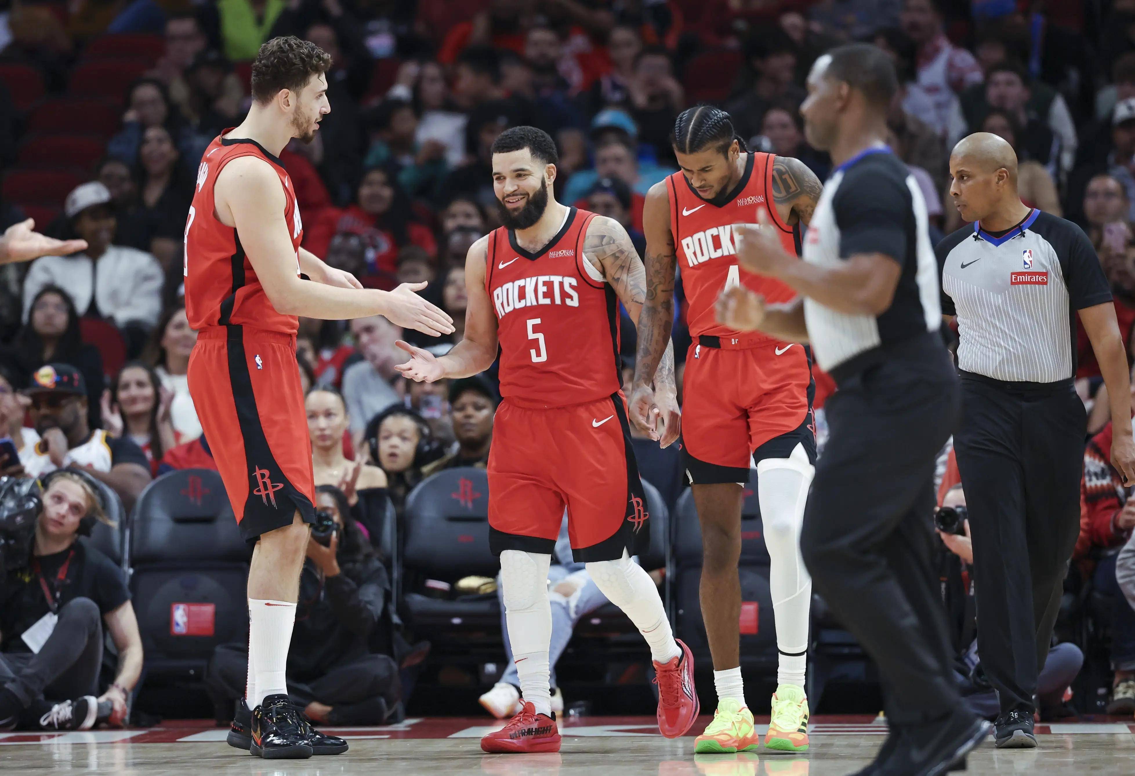 包含火箭队主帅：我们有信心在季后赛有所斩获的词条