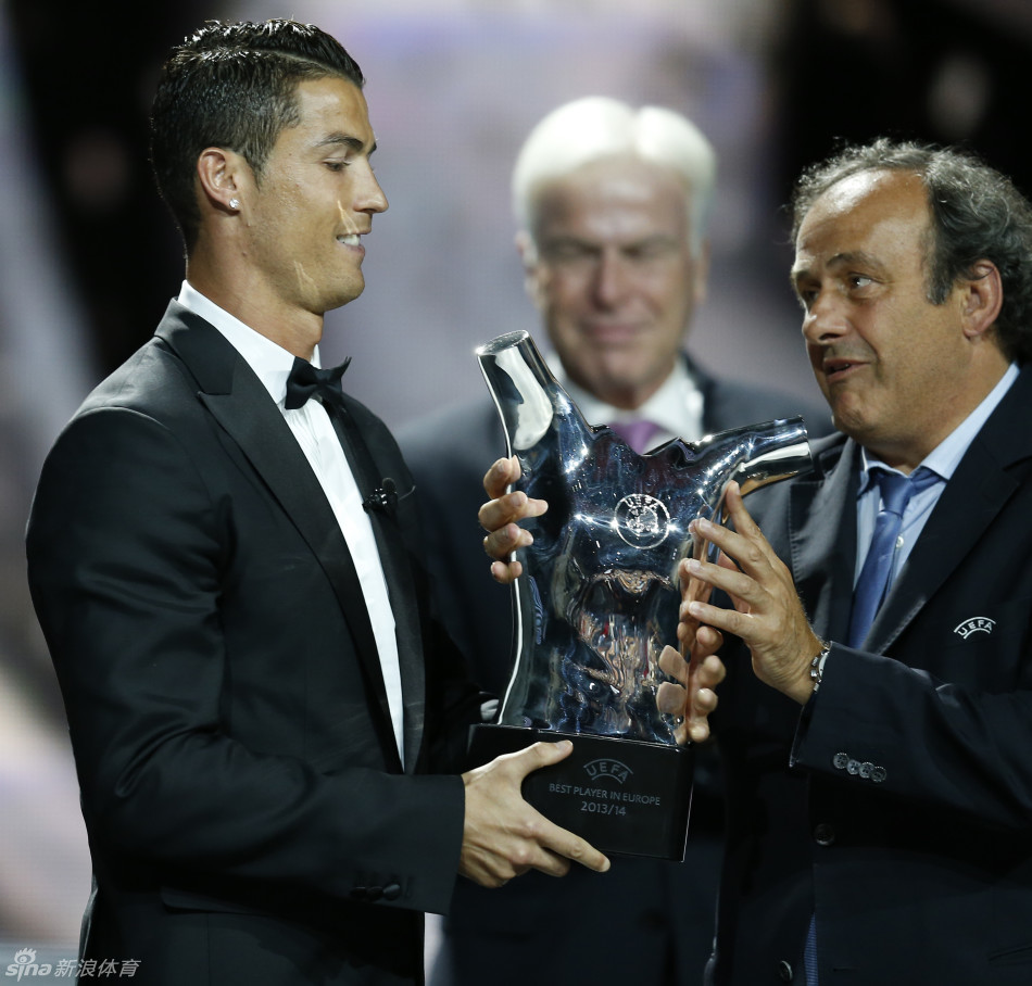 保加利亚球员荣膺本年度最佳球员奖的简单介绍 保加利亚球员荣膺本年度最佳球员奖的简单介绍