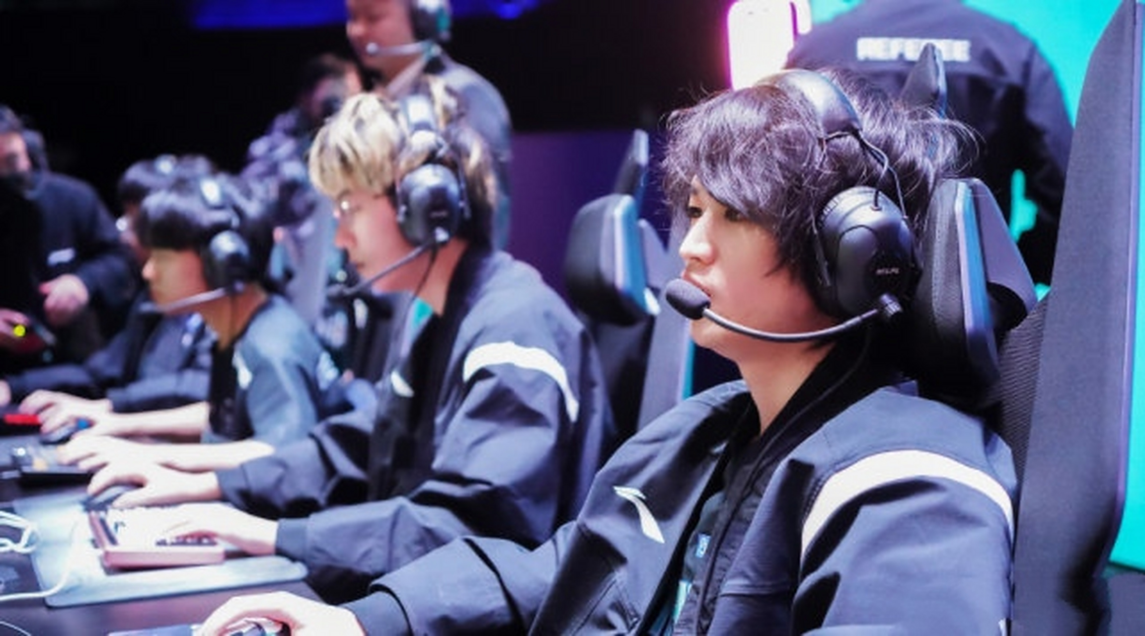 TL轻取100T,Tarzan团战一打五激烈交锋淘汰赛,技惊四座的简单介绍 TL轻取100T,Tarzan团战一打五激烈交锋淘汰赛,技惊四座的简单介绍