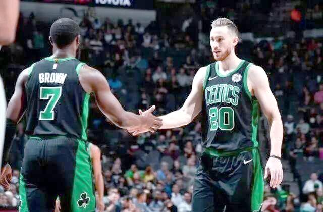 凯尔特人遭遇连败，沉寂的沃克急需复苏！的简单介绍