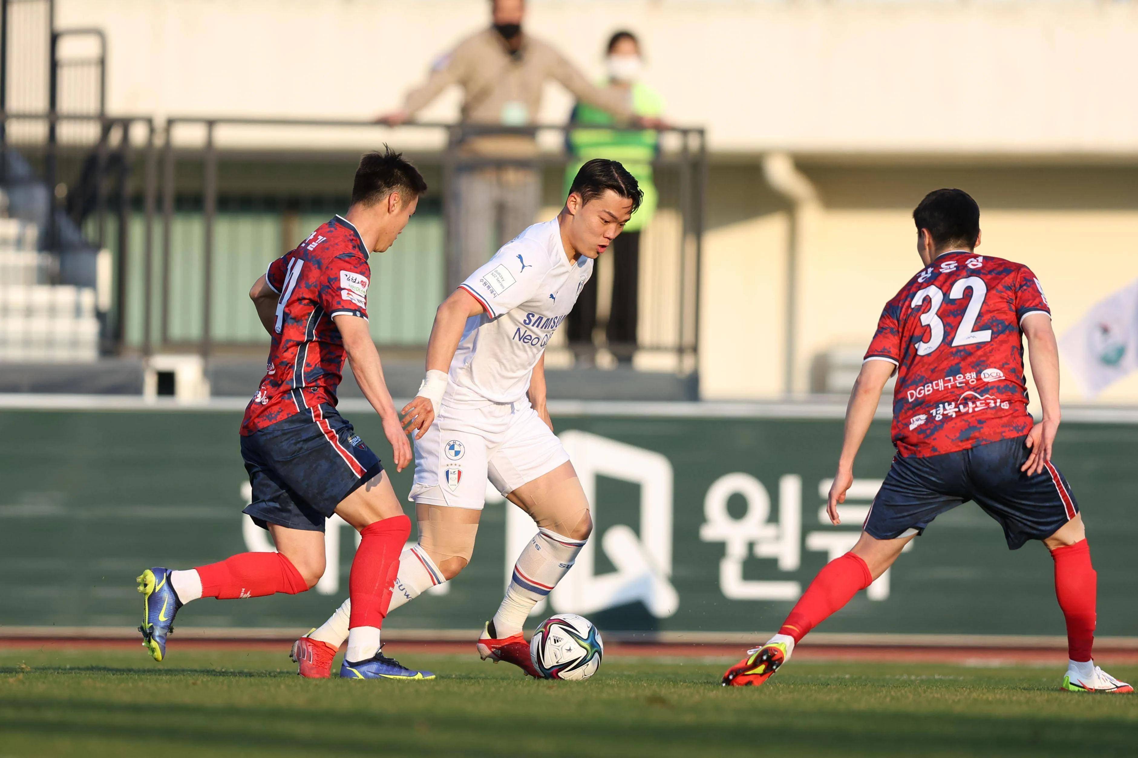 东京FC在主场力克首尔FC,取得关键胜利 东京FC在主场力克首尔FC,取得关键胜利