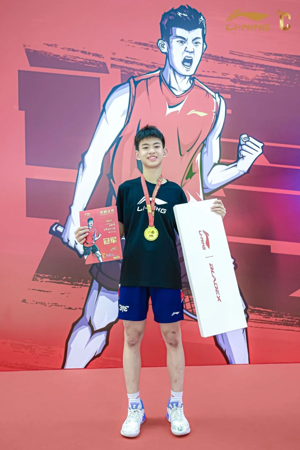 包含印尼羽毛球队翻盘泰国羽毛球队，谌龙绝境逆转的词条