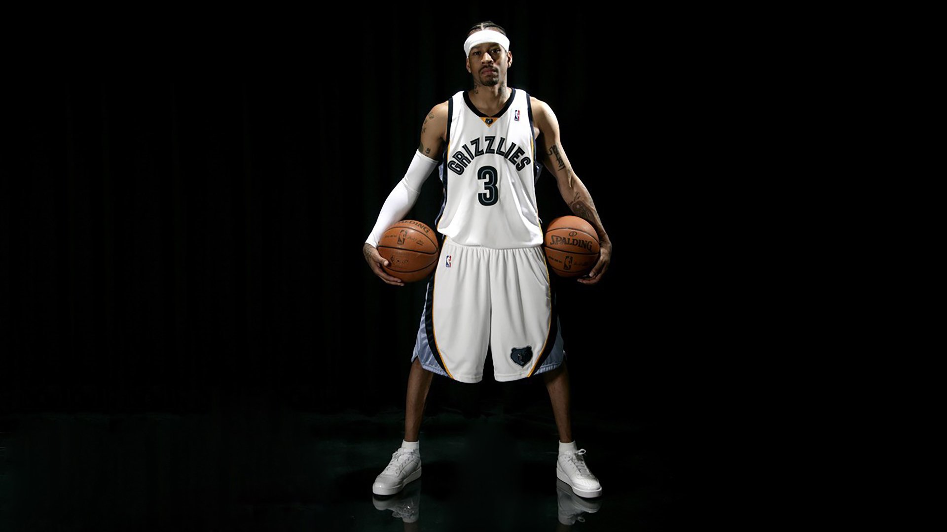 爵士轻取上海队，王哲林惊艳四座